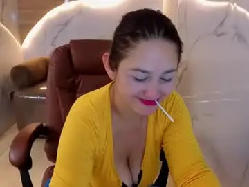 Chaturbate Nude Webcam of bella_moon_cn