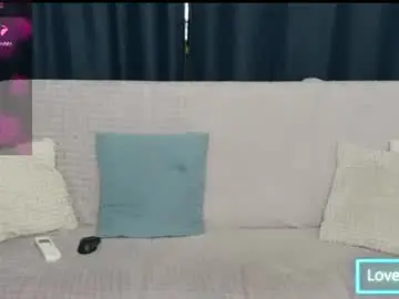 Chaturbate Sex Cam of kiramartins_cat