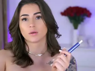 Chaturbate Live Sex Cam of aishasins