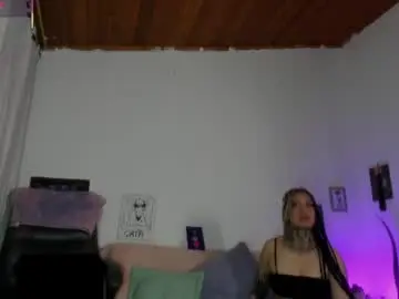 Chaturbate Free Live Porn of cata_greenn