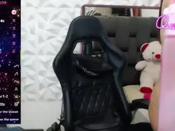 Chaturbate Live Porn of lucifer_and_mia