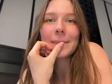 Chaturbate Adult Video Chat of elisadikotti