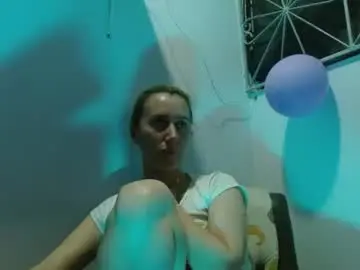 Chaturbate Sex Cam of mariam_wish1