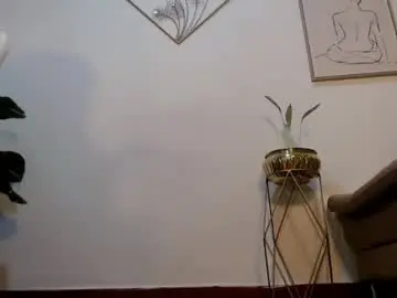Chaturbate Live Porn of mom_xxx