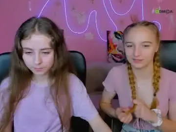 Chaturbate Sex Cam of rebecca_smile_
