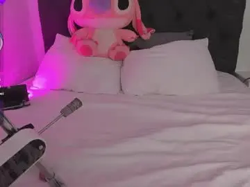 Chaturbate Live Sex of evelynhoward23