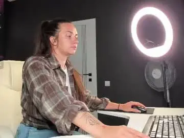 Chaturbate Live Sex Cam of spicy_jules