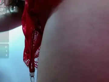 Chaturbate Best live sex cam show of laurha_