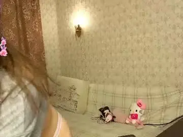 Chaturbate Live Sex Cam of milavanila1