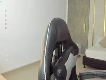 Chaturbate Live Sex Cam of jade_spinters