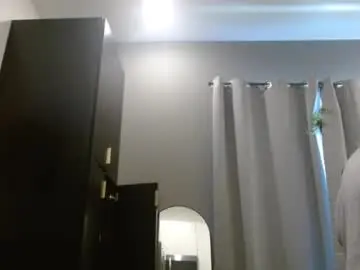 Chaturbate Best live sex cam show of hazel_skye