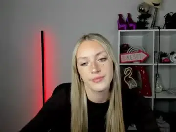 Chaturbate Adult Webcam of evelynblond
