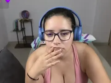 Chaturbate Live Sex Cam of moonwoman_