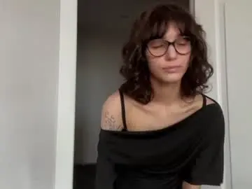 Chaturbate Free Porn Cam of odettehatt