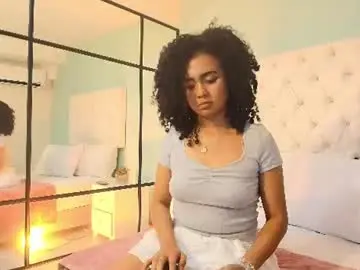Chaturbate Adult Video Chat of kiraspell