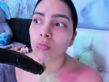 Chaturbate Free Porn Cam of evelinn_belen