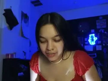 Chaturbate Live Sex Cam of sweetieslikebutter