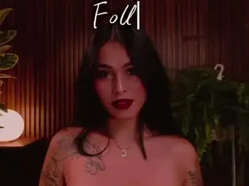 Chaturbate Free Porn Cam of carolinerousev