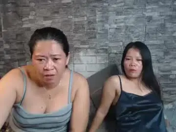 Chaturbate Watch Live Sex Cams of urpinay_singlemother