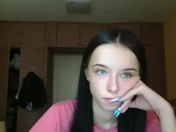 Chaturbate Nude Webcam of yuliastar