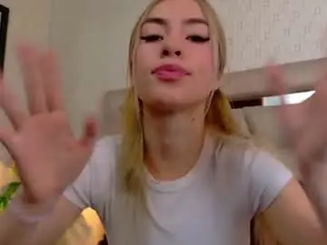 Chaturbate Nude Webcam of evie_demn