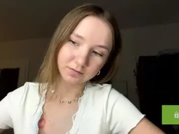 Chaturbate Best live sex cam show of lisasmall