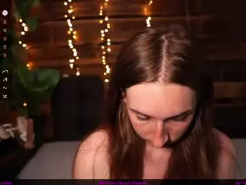 Chaturbate Free Porn Cam of hotfrecklesgirl