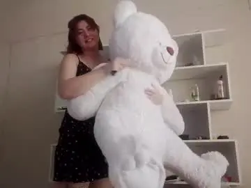 Chaturbate Live Sex Cam of louracliatt