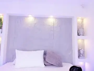 Chaturbate Free Porn Cam of cristalcollinss