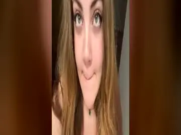 Chaturbate Live Sex of mommy_infinityxx