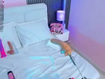 Chaturbate Best live sex cam show of clawdeen__wolf