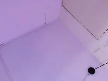 Chaturbate Live Sex Cam of _violet_curly