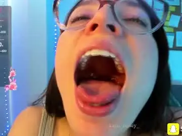 Chaturbate Best Webcam of karla_honey_