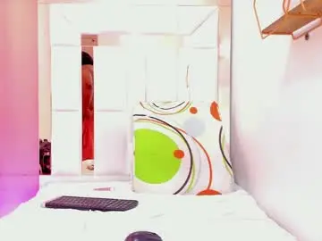 Chaturbate Watch Live Sex Cams of roxy_sexy69