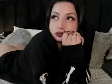 Chaturbate Adult Video Chat of adeelinee