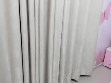 Chaturbate Best live sex cam show of millieskinny18
