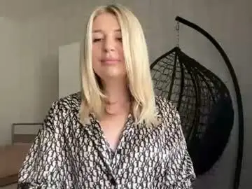 Chaturbate Nude Webcam of blondie_xoxoxo
