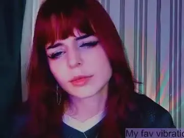 Chaturbate Live Sex Cam of ariana_light