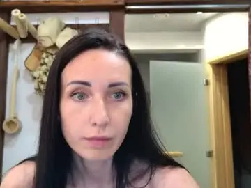 Chaturbate Live Sex Cam of linalivee