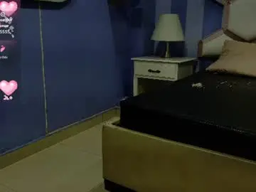 Chaturbate Watch Live Sex Cams of lilithrossi