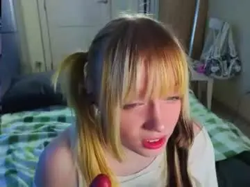 Chaturbate Adult Video Chat of piff_pawgirl