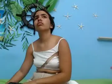 Chaturbate Best live sex cam show of skinnysofia18