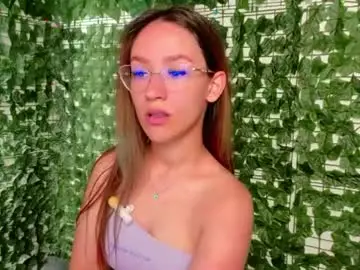 Chaturbate Live Sex Cam of nicoleirisxxx