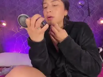 Chaturbate Free Porn Cam of dayra_angels