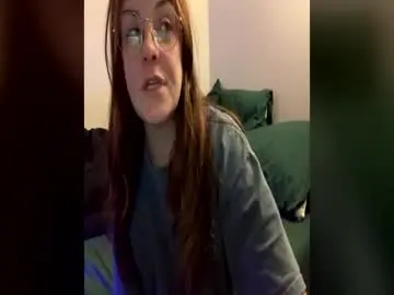 Chaturbate Sex Cam of intothewoodswego