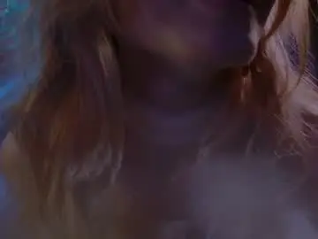 Chaturbate Private Sex Chat of adelaidegilber_