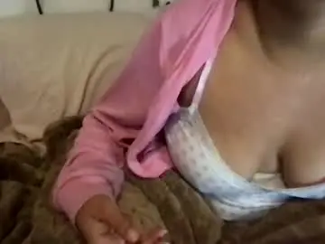 Chaturbate Live Sex Cam of honeyy_89