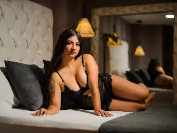 Livejasmin Free Porn Cam of EvahMonroe