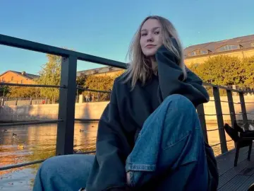 Livejasmin Live Porn of LillyStill