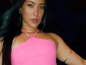 Myfreecams Watch Live Sex Cams of Zahra7